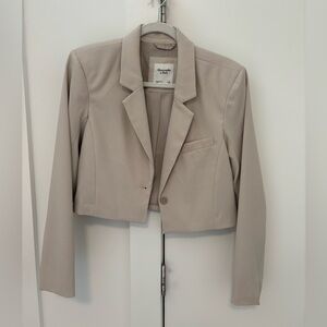 Abercrombie & Fitch Cropped Taupe Blazer